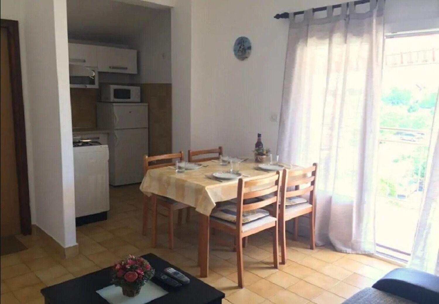 Apartments And Rooms Ognjen - Family Apartments With Free Parking Betina  Exterior photo